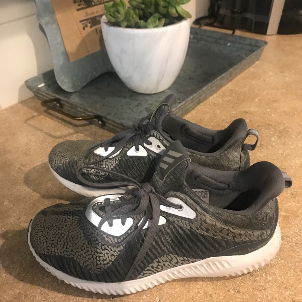 Boys adidas 6.5 youth